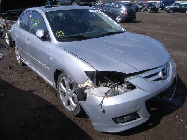 JM1BK324771761021 - 2007 MAZDA 3 S SILVER photo 1