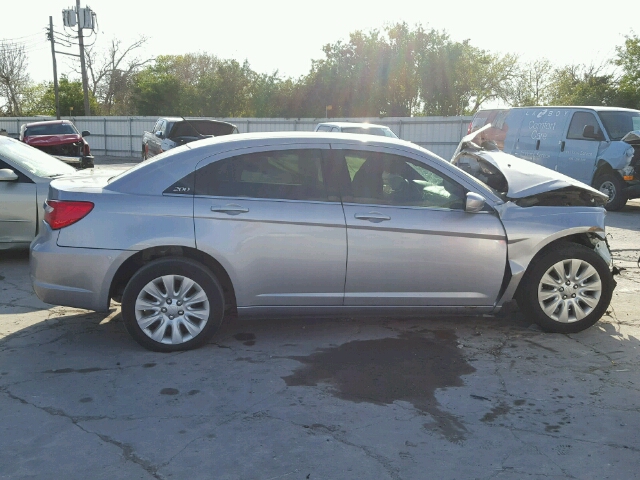 1C3CCBAB1DN646712 - 2013 CHRYSLER 200 LX SILVER photo 9