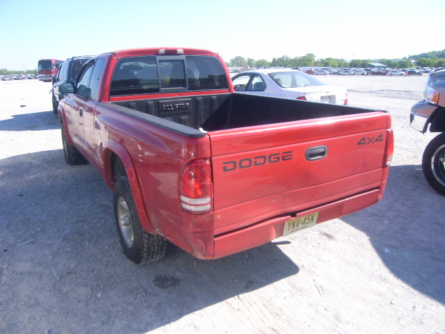 1B7GG22Y3WS557958 - 1998 DODGE DAKOTA RED photo 3