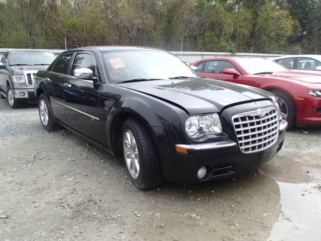 2C3CA6CT7AH329704 - 2010 CHRYSLER 300C BLACK photo 1