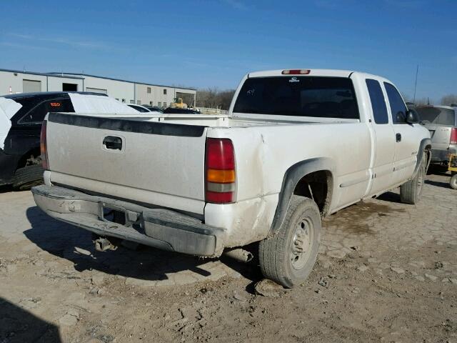 1GTGC29U1YE398261 - 2000 GMC NEW SIERRA WHITE photo 4