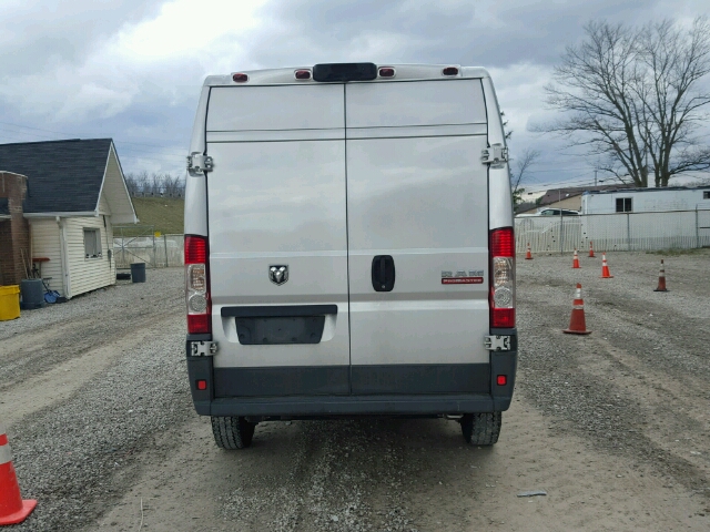 3C6TRVDG0EE128932 - 2014 RAM PROMASTER 银色 照片 10