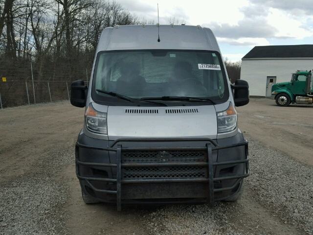 3C6TRVDG0EE128932 - 2014 RAM PROMASTER 银色 照片 9