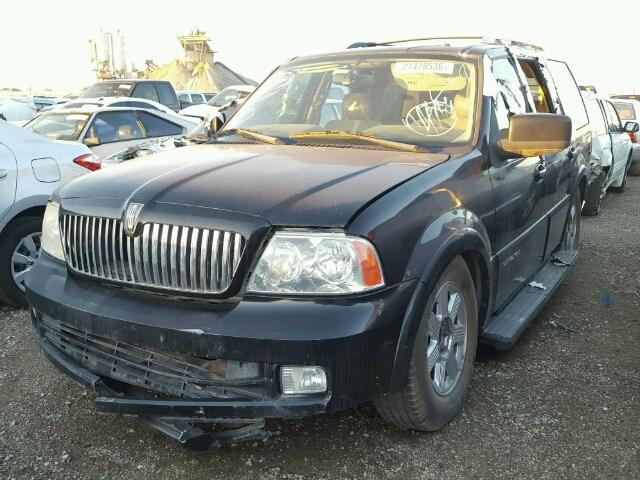 5LMFU27595LJ24908 - 2005 LINCOLN NAVIGATOR BLACK photo 2