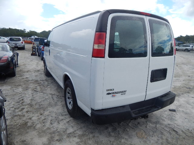 1GCFH154191129781 - 2009 CHEVROLET EXPRESS G1 WHITE photo 3