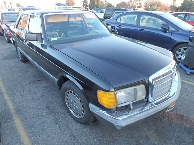 WDBCA24D3MA608323 - 1991 MERCEDES-BENZ 300 SE BLACK photo 1