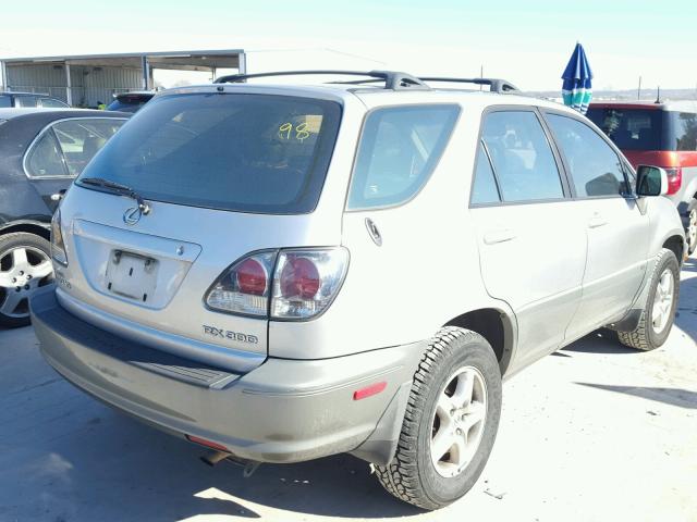 JTJGF10U120131198 - 2002 LEXUS RX 300 SILVER photo 4