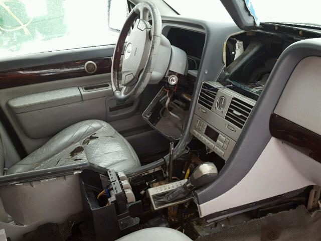 5LMEU88H75ZJ27374 - 2005 LINCOLN AVIATOR 黑色 照片 9