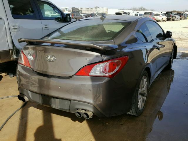 KMHHU6KJ2DU100059 - 2013 HYUNDAI GENESIS CO GRAY photo 4