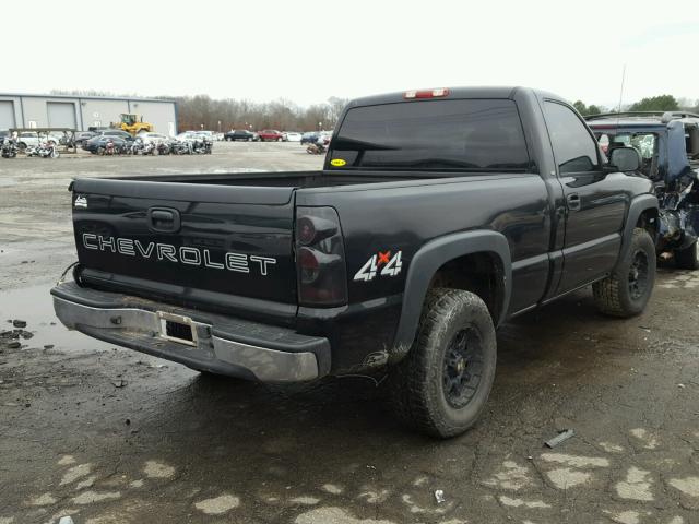 1GCEK14V02Z285759 - 2002 CHEVROLET SILVERADO BLACK photo 4