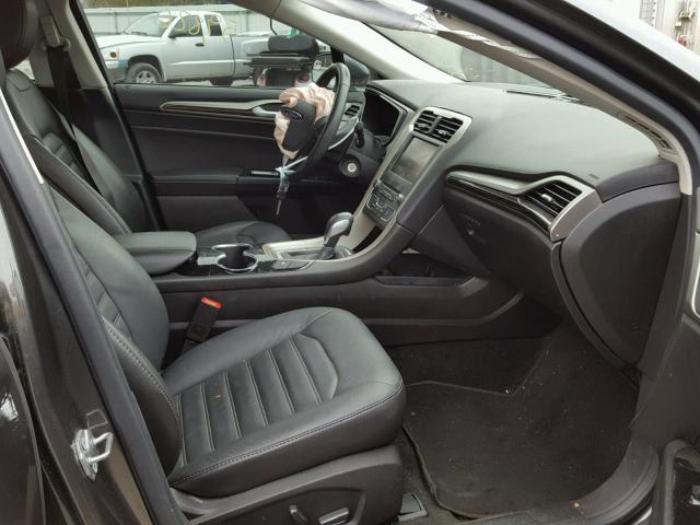 3FA6P0LUXGR376600 - 2016 FORD FUSION SE CHARCOAL photo 5