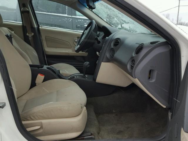 2G2WP522551243420 - 2005 PONTIAC GRAND PRIX WHITE photo 5