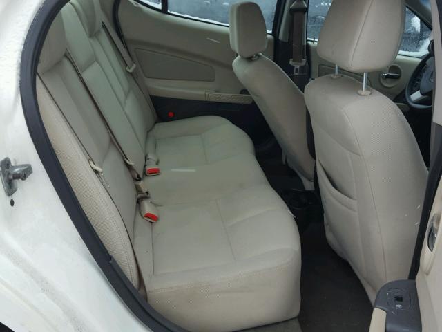 2G2WP522551243420 - 2005 PONTIAC GRAND PRIX WHITE photo 6