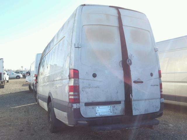 WD3PE8DC5F5966661 - 2015 MERCEDES-BENZ SPRINTER 2 WHITE photo 3