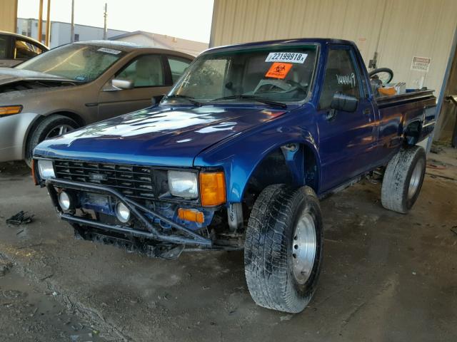 JT4RN55R7F0081939 - 1985 TOYOTA PICKUP 1/2 BLUE photo 2