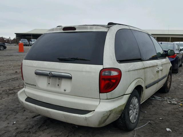 1C4GP45R05B178768 - 2005 CHRYSLER TOWN & COU WHITE photo 4