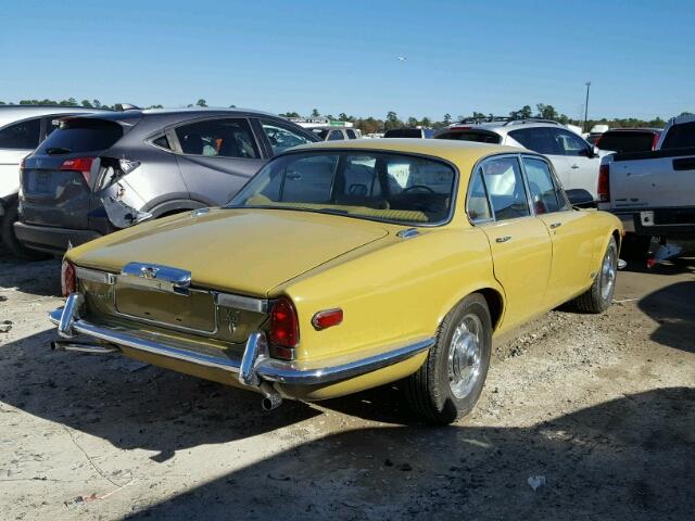 UD1L70207 - 1973 JAGUAR XJ6 YELLOW photo 4