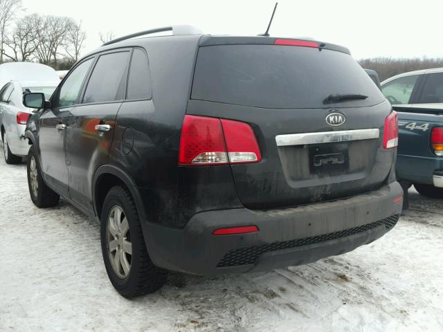 5XYKT3A15BG118888 - 2011 KIA SORENTO BA BLACK photo 3