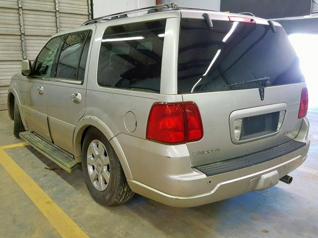 5LMFU28586LJ15567 - 2006 LINCOLN NAVIGATOR SILVER photo 3