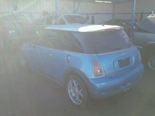 WMWRE33492TD53007 - 2002 MINI COOPER S 蓝色 照片 3