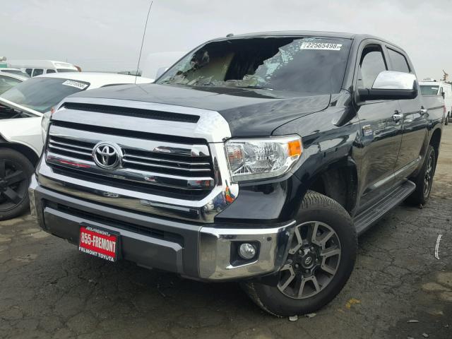 5TFAY5F11GX539805 - 2016 TOYOTA TUNDRA CRE BLACK photo 2