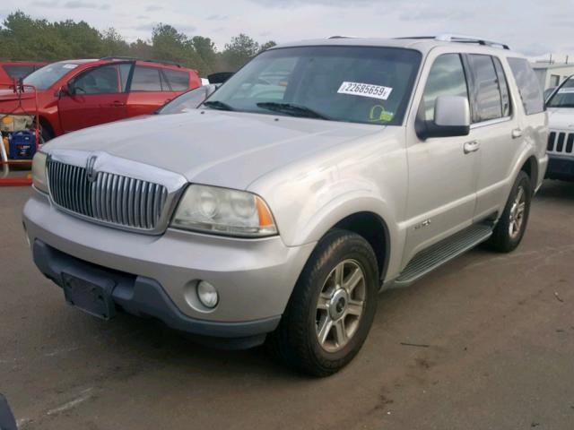 5LMEU88H05ZJ33811 - 2005 LINCOLN AVIATOR 银色 照片 2