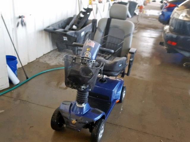 N0V1N22686029 - 2018 SCOR SCOOTER BLUE photo 2