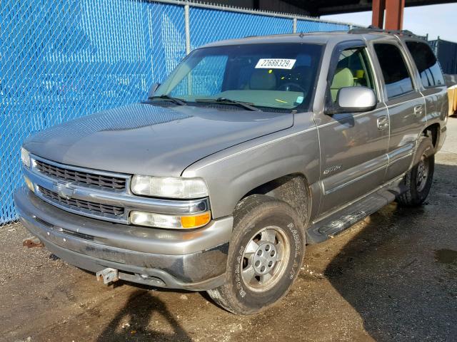 1GNEK13Z22R168406 - 2002 CHEVROLET TAHOE K150 BEIGE photo 2