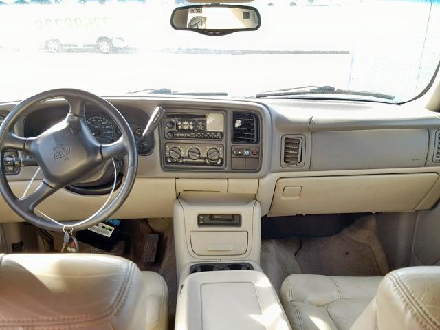 1GNEK13Z22R168406 - 2002 CHEVROLET TAHOE K150 BEIGE photo 9