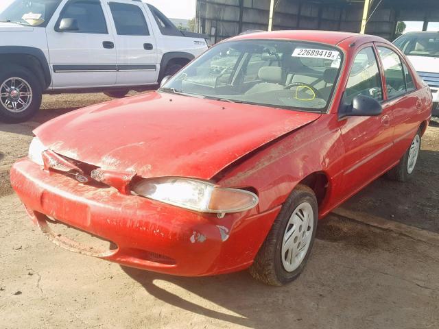 3FAFP13P92R108176 - 2002 FORD ESCORT RED photo 2