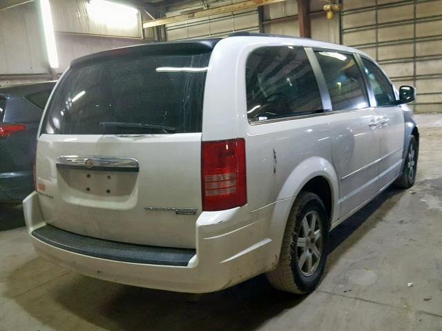 2A4RR5D18AR369610 - 2010 CHRYSLER TOWN & COU WHITE photo 4