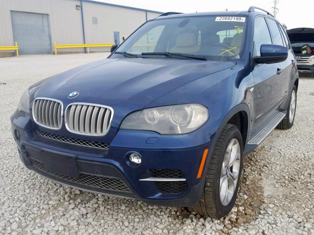 5UXZV8C57BL417422 - 2011 BMW X5 XDRIVE5 BLUE photo 2