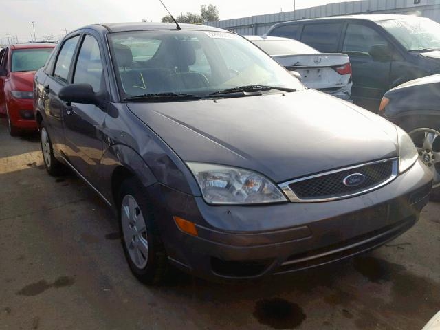 1FAHP34N26W254715 - 2006 FORD FOCUS ZX4 GRAY photo 1