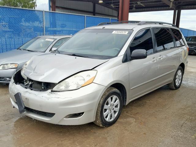 5TDZA23C36S585801 - 2006 TOYOTA SIENNA CE SILVER photo 2