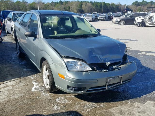 1FAHP34N75W225483 - 2005 FORD FOCUS ZX4 GREEN photo 1