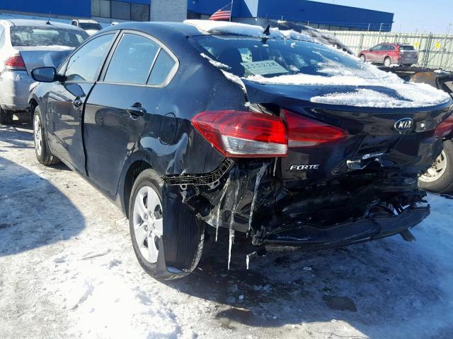 3KPFK4A77JE272951 - 2018 KIA FORTE LX 黑色 照片 3