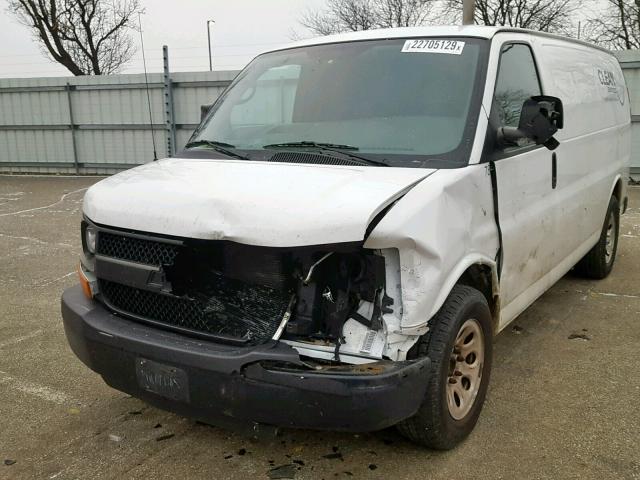 1GCSGAFX0B1125592 - 2011 CHEVROLET EXPRESS G1 WHITE photo 9