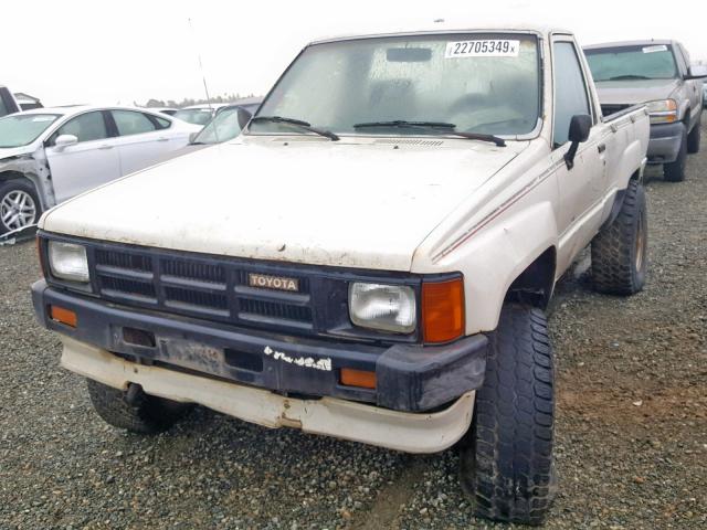 JT4RN63R3G0007363 - 1986 TOYOTA PICKUP RN6 WHITE photo 2