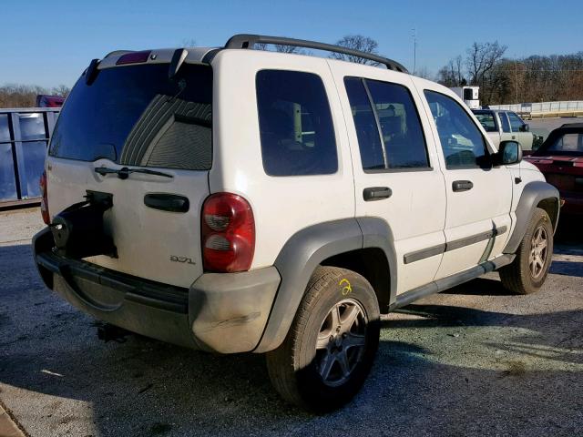 1J4GL48K37W721238 - 2007 JEEP LIBERTY SP WHITE photo 4