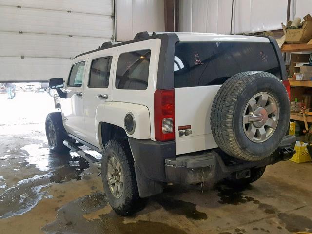 5GTDN136X68159278 - 2006 HUMMER H3 WHITE photo 3