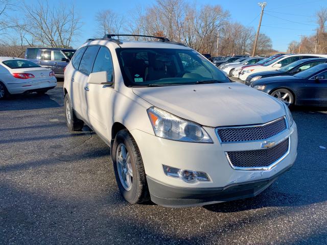 1GNLVEED4AJ230070 - 2010 CHEVROLET TRAVERSE L WHITE photo 2