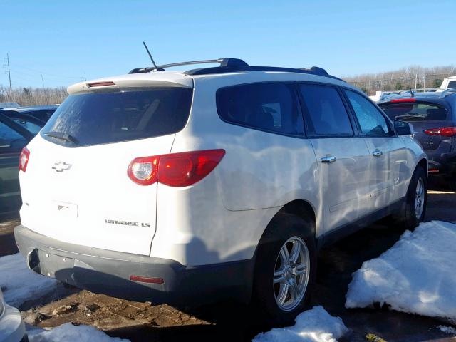 1GNLVEED4AJ230070 - 2010 CHEVROLET TRAVERSE L WHITE photo 4