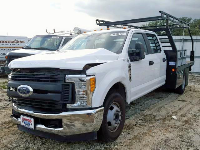 1FD8W3G69HEB24811 - 2017 FORD F350 SUPER WHITE photo 2