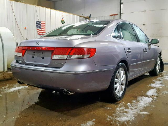 KMHFC46F57A216432 - 2007 HYUNDAI AZERA SE GRAY photo 4