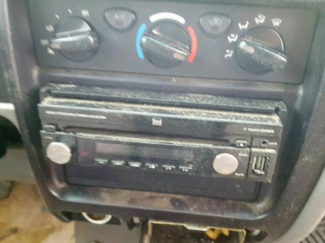 5TEWN72N72Z890206 - 2002 TOYOTA TACOMA XTR შავი ფოტო 9