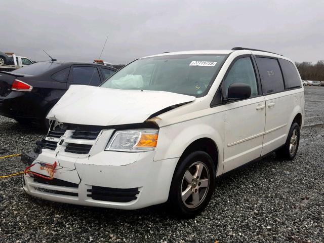 2D4RN4DE1AR331198 - 2010 DODGE GRAND CARA WHITE photo 2