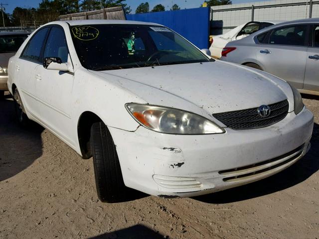 JTDBE32K420037517 - 2002 TOYOTA CAMRY LE 白色 照片 1