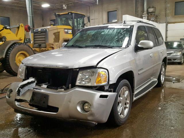 1GKDT13S652160654 - 2005 GMC ENVOY SILVER photo 2