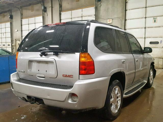 1GKDT13S652160654 - 2005 GMC ENVOY SILVER photo 4