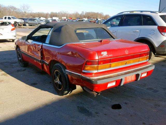 1C3XU4537PF633622 - 1993 CHRYSLER LEBARON RED photo 3